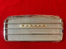 OPEL OLYMPIA REKORD GRIGLIA FREGIO LOGO STEMMA EMBLEMA SCRITTA BADGE 6657059 INT