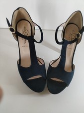 Sandali eleganti in camoscio