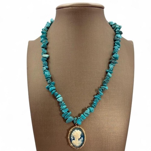 Collana stile vintage - in,