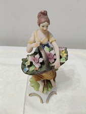 statuina Porcellana