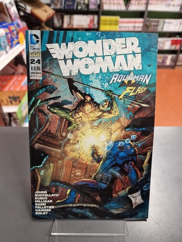 Flash wonder woman - flash,