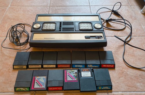 Console mattel intellivision - console,