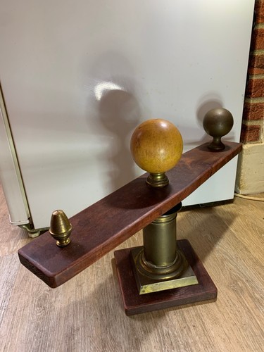 Ancien objet tellurium - objet,