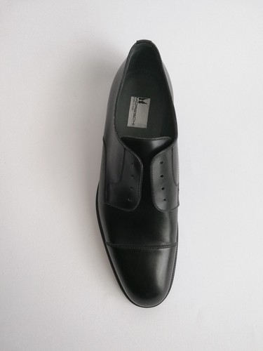 Una scarpa uomo moreschi - una,