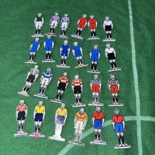  24 Subbuteo Celluloide