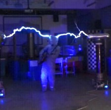 Tuta potenziale Tesla Coil