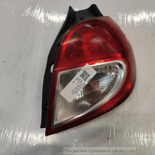 8200886946 Fanale post. DX