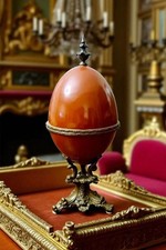 Uovo palais royal, sontuoso vaso tritoni