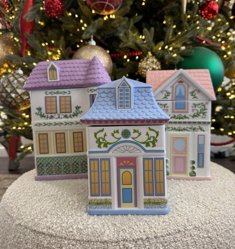 Lenox village house - lenox, set