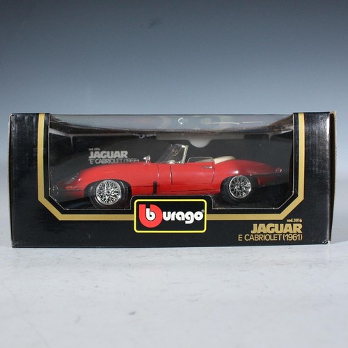 Burago made italy 18 auto - burago,