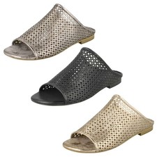 Infradito Slip On Mule Punched