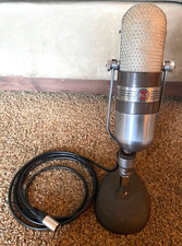 Microfono a nastro RCA 77D