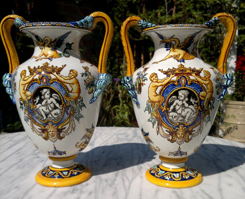 Coppia antichi vasi in - di,