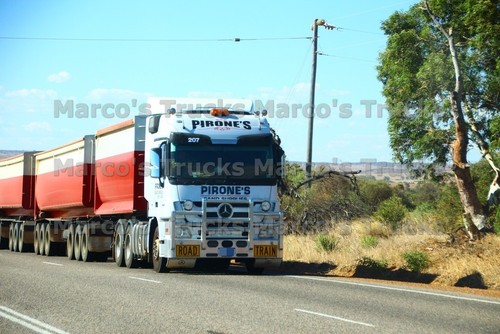 Foto camion mercedes benz - foto, mercedes-benz