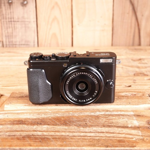 Fotocamera fujifilm x70 usata - fotocamera,