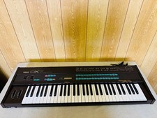 Yamaha DX7 Sintetizzatore FM