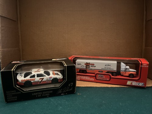 Hooters diecast alan - alan, kulwicki