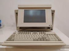 PC Portable 386-25 con display GAS PLASMA (guasto)