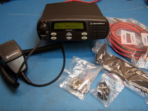 Motorola cdm1250 uhf - motorola,