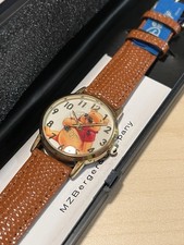 NUOVO orologio Disney Winnie The Pooh, cinturino in pelle marrone, nuovo con scatola