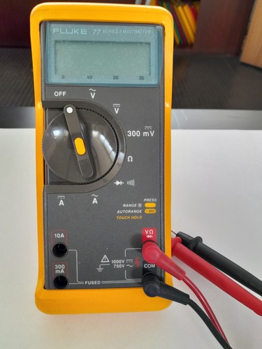 Fluke serie multimetro - 77,