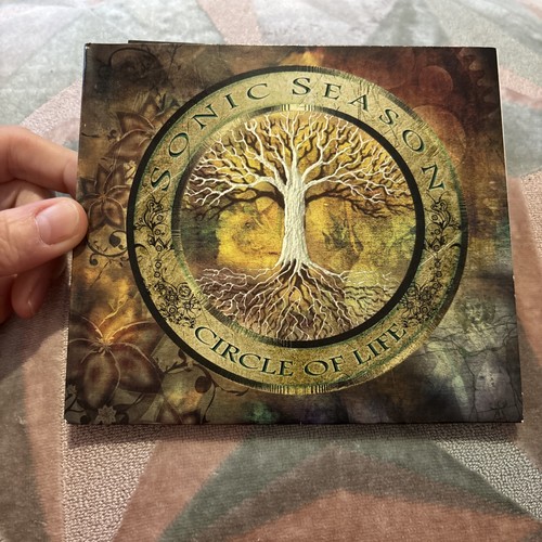 Sonic season circle of - season,