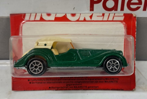Majorette morgan n - 1/50,