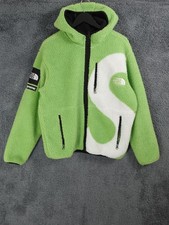 Supreme x The North Face