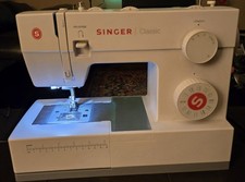 Macchina da cucire Singer 5511