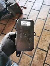 Centralina porta anteriore