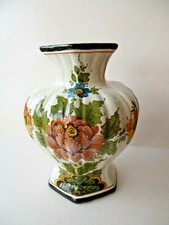 Bassano, Favaro Cecchetto, vaso di ceramica con fiori anni '50