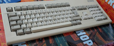 Tastiera Commodore Amiga 2000 (esterna) funziona (+ cavo) 16 bit tastiera classica vg