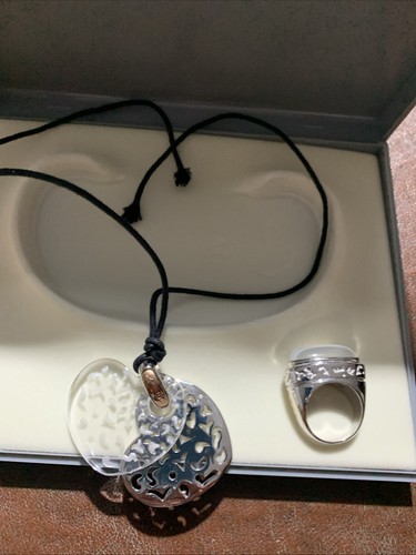 Collana anello acciaio e - e,