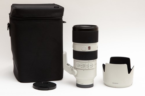 Sony 200mm 8 - 70-200mm, f2.8