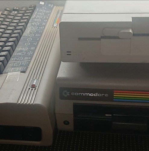 Commodore computer system - 64,