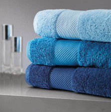 Telo doccia Gabel mod. Tinta Unita in spugna da 420 gr/mq Made in Italy