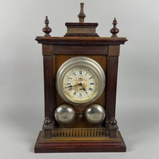 Antico Orologio Meccanico