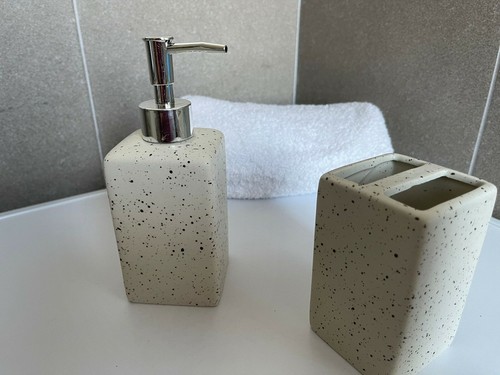 Set pezzi bagno - 4,