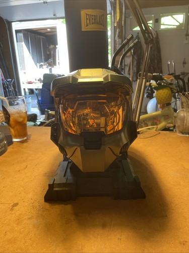 Espositore illuminato casco