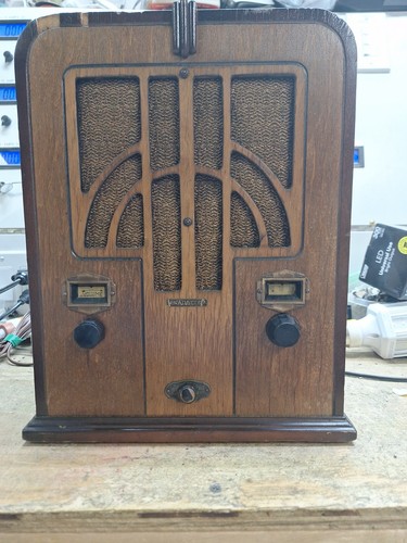 Radio kadette tombstone - radio,