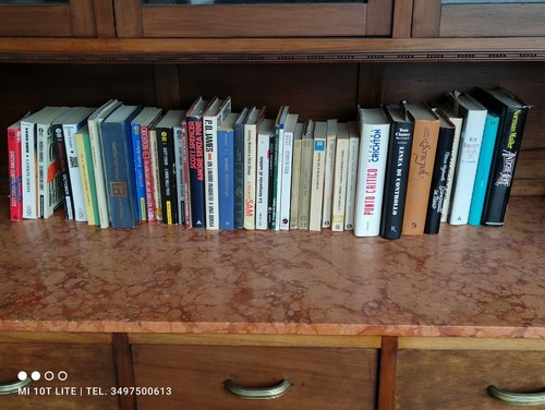 Lotto stock blocco libri - stock,