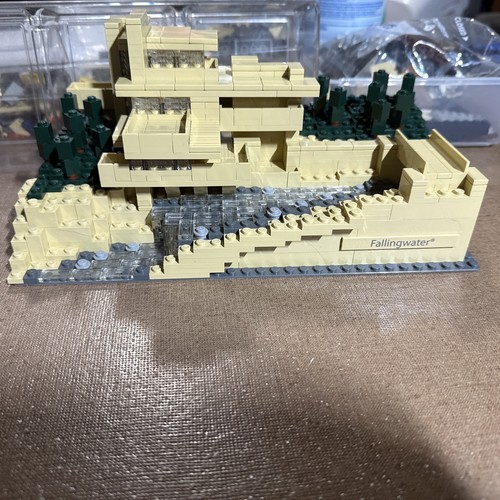 Lego architecture 21005 - lego,
