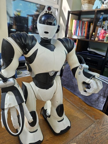 Wowwee robosapien senza - robosapien, v2
