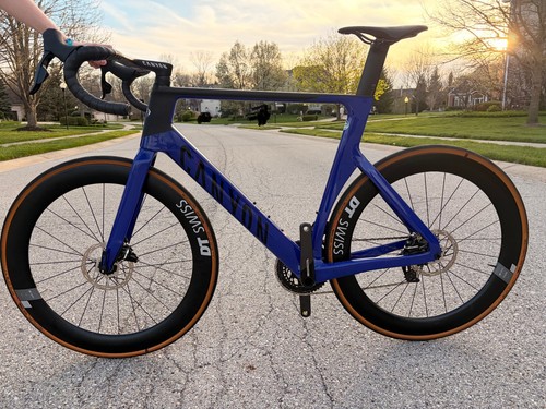 2024 canyon aeroad slx - cf, xl