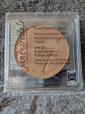 Jane Iredale PurePressed base