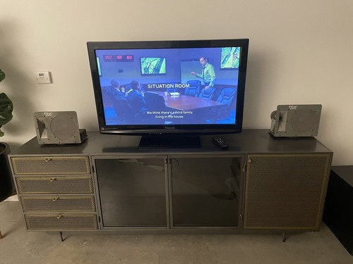 Jensen model stereo - model, da-3