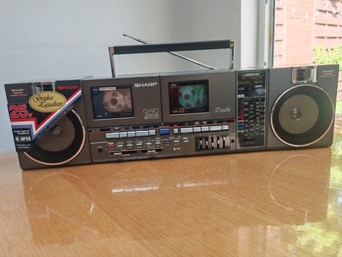 Sharp qt90e boombox - boombox, a