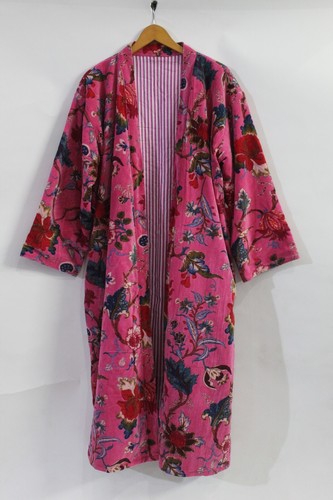 Nuovo kimono rosa indiano