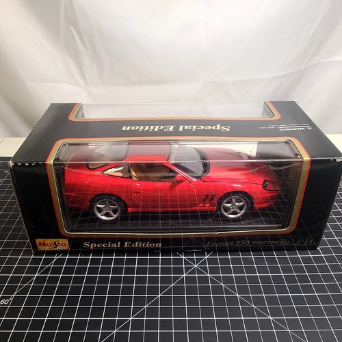 Modellino auto sportiva maisto - auto,