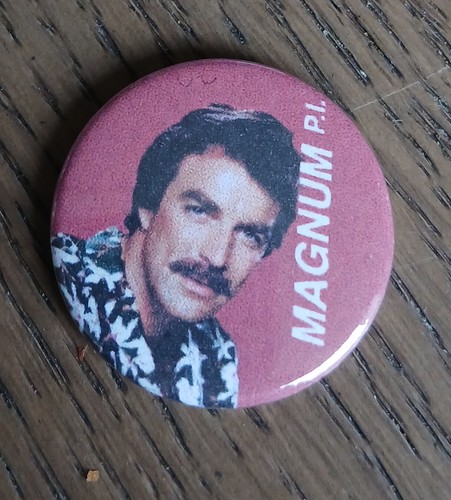 Magnum tom selleck button - tom,